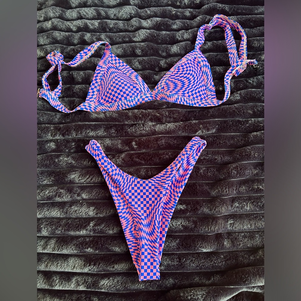 Swim suit